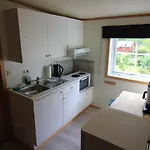Skahjem Gard Aurland