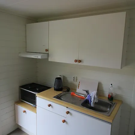 Skahjem Gard Aurland