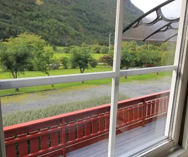 Skahjem Gard Appartement *