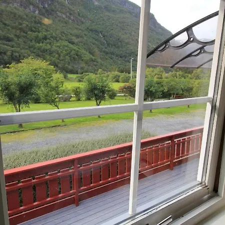 Skahjem Gard Apartament *