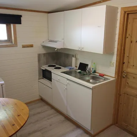 Skahjem Gard Aurland